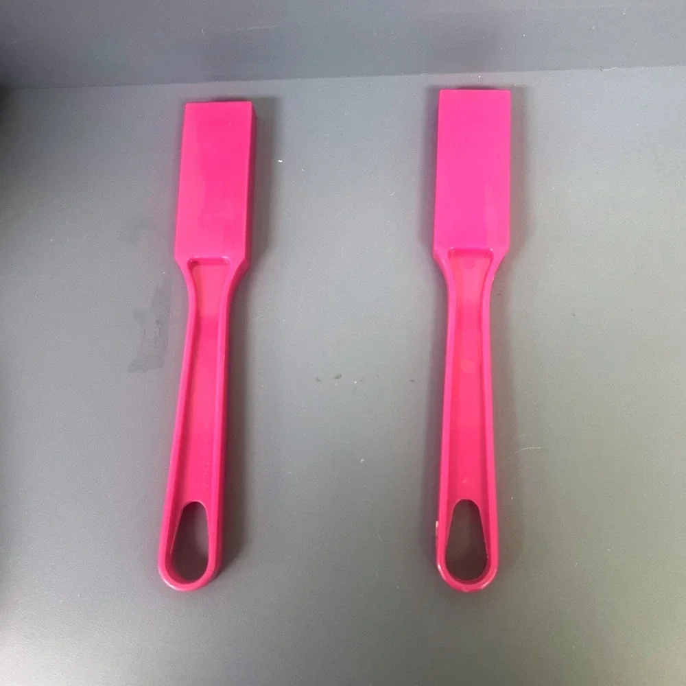 Set Of 2 Pink/purple /magnet Colored‎ NEW - Bingo MAGNETIC Wand For Bingo Door